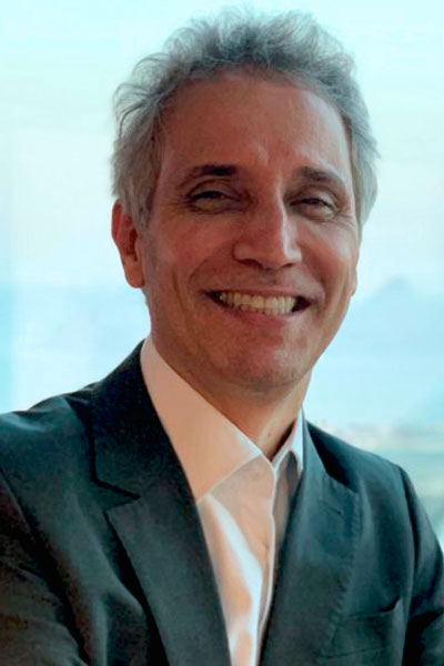 Eduardo Farias - CEO Elumini